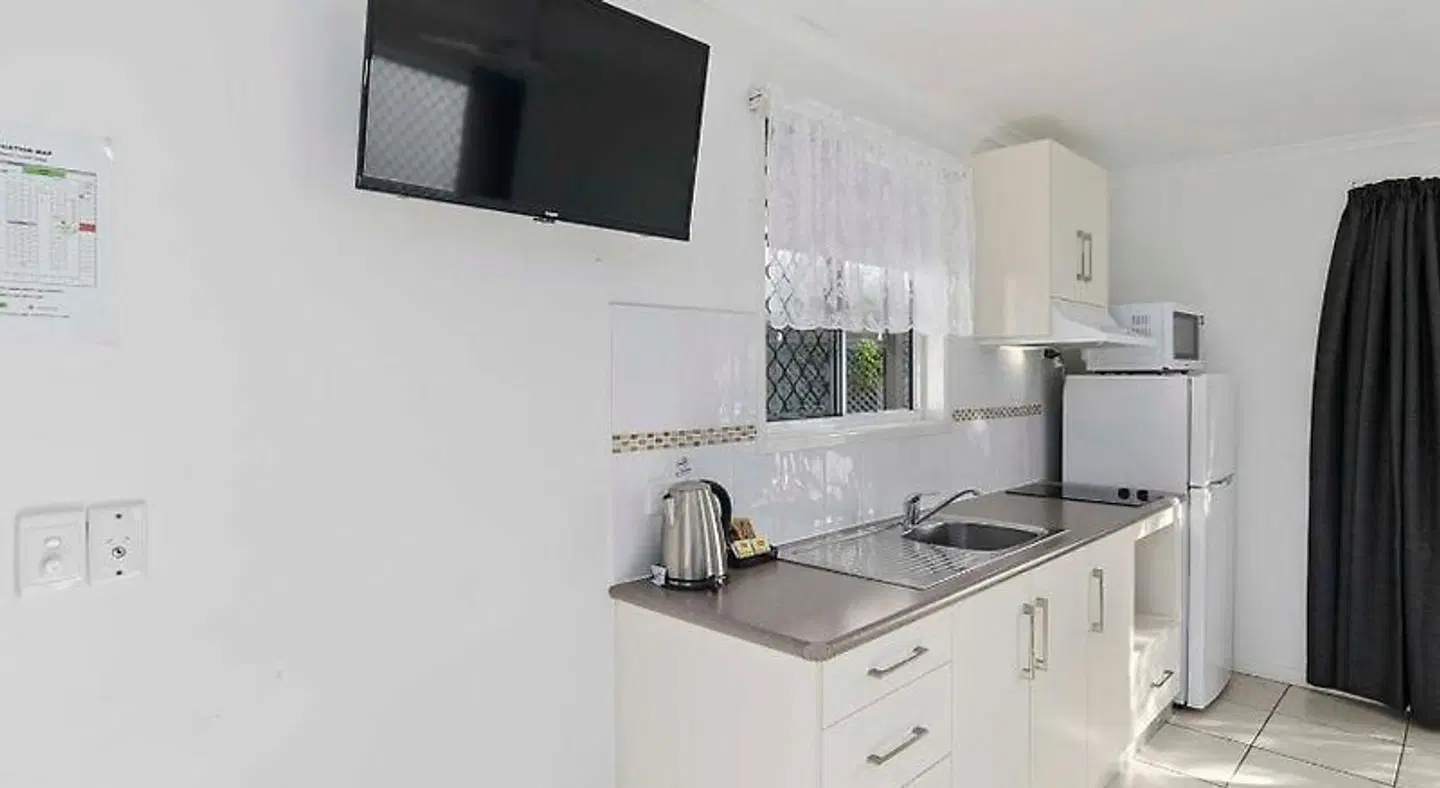 Queens Beach Tourist Village ROOM_EXAMPLE