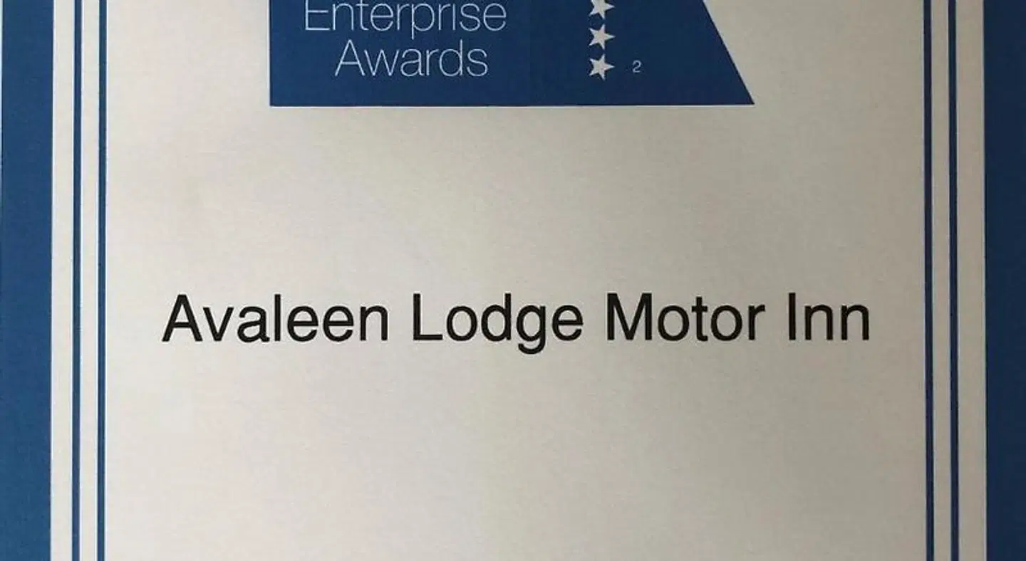 Avaleen Lodge Motor Inn Landkarte
