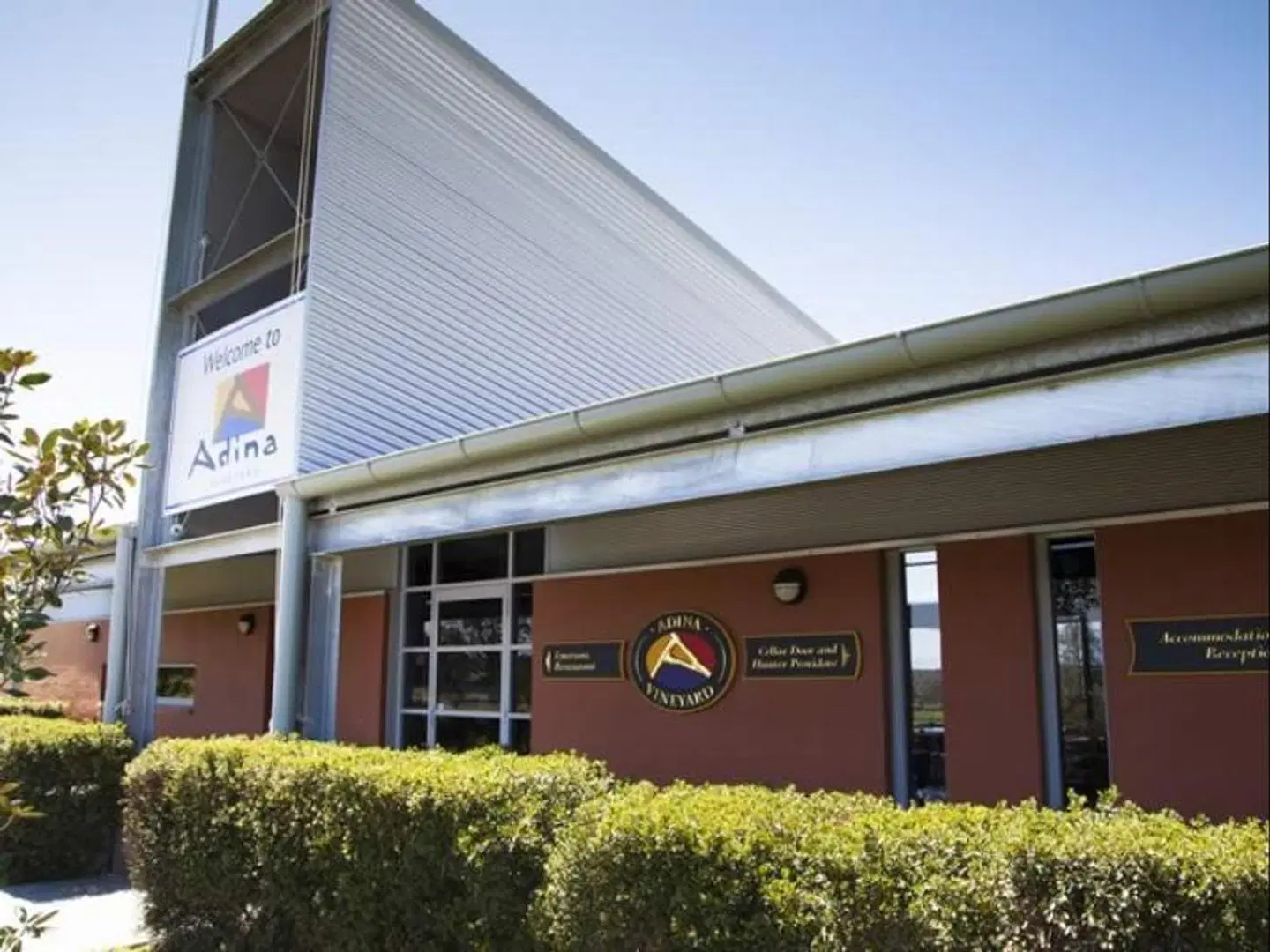 Adina Vineyard EXTERIOR