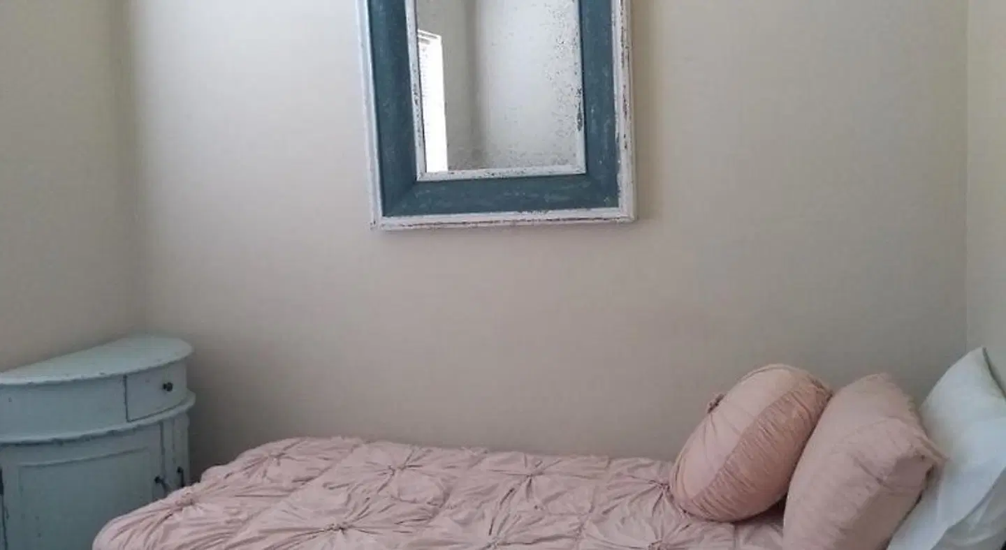 Kindred Studio Apartments ROOM_EXAMPLE