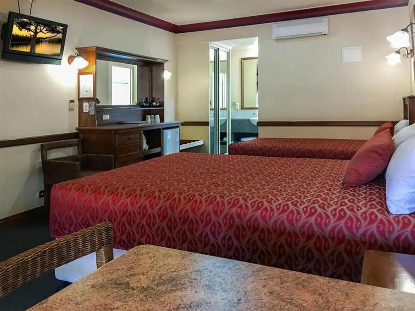 Homestead Motel ROOM_EXAMPLE