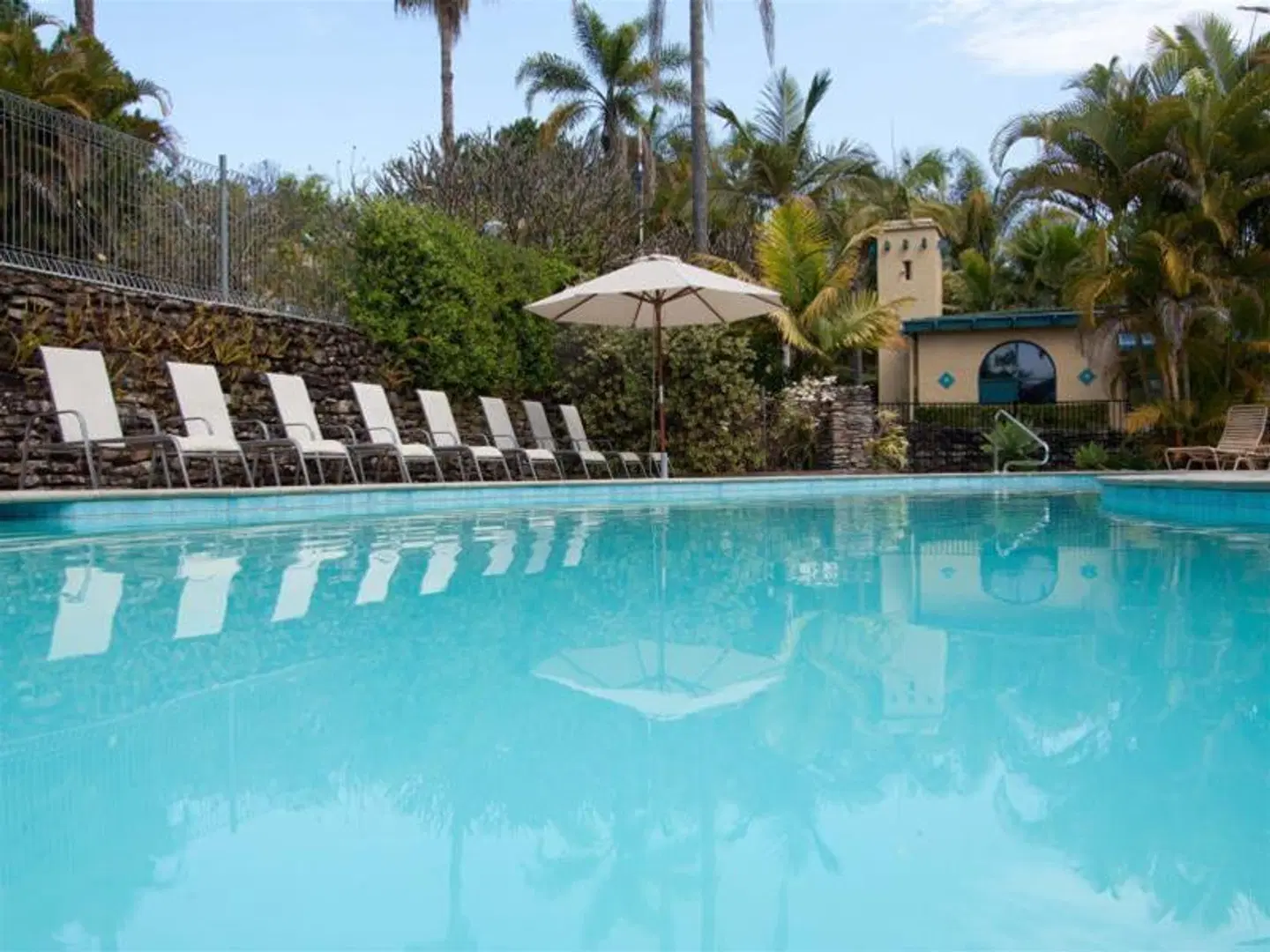 Korora Bay Village Resort OUTDOOR_POOL