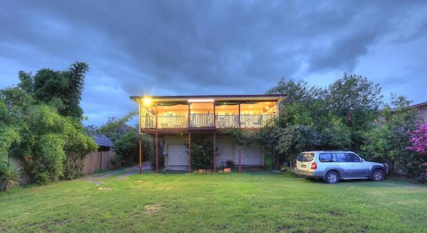 Andavine House - Bed & Breakfast EXTERIOR