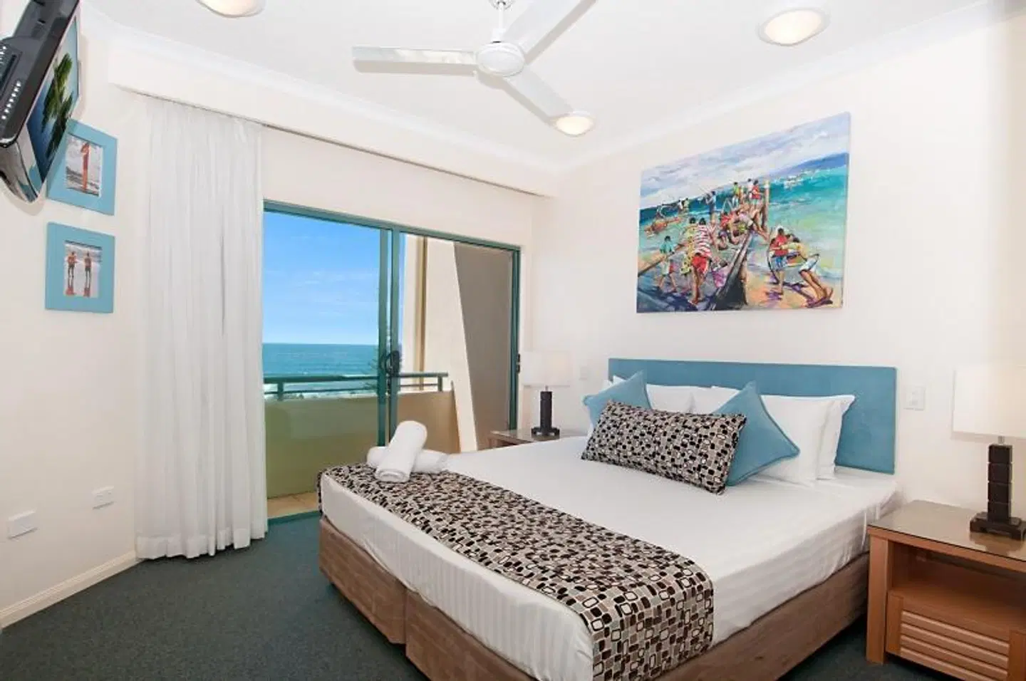 Alex Seaside Resort ROOM_EXAMPLE