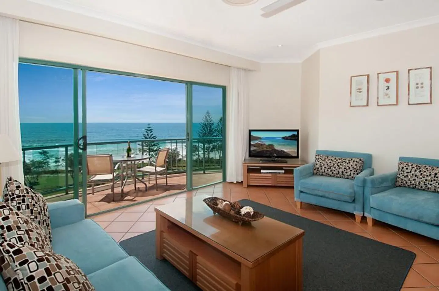 Alex Seaside Resort ROOM_EXAMPLE