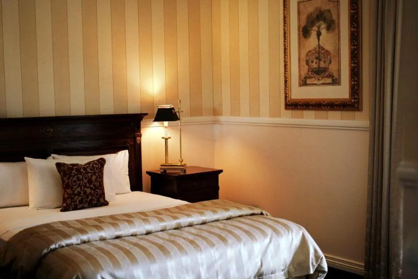 Redearth Boutique Hotel ROOM_EXAMPLE