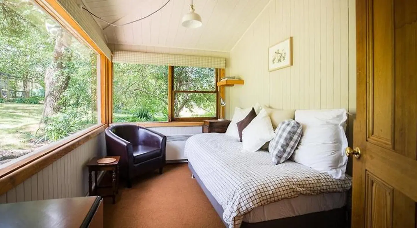 Braeside Mount Macedon Country Retreat Bed and Breakfast ROOM_EXAMPLE