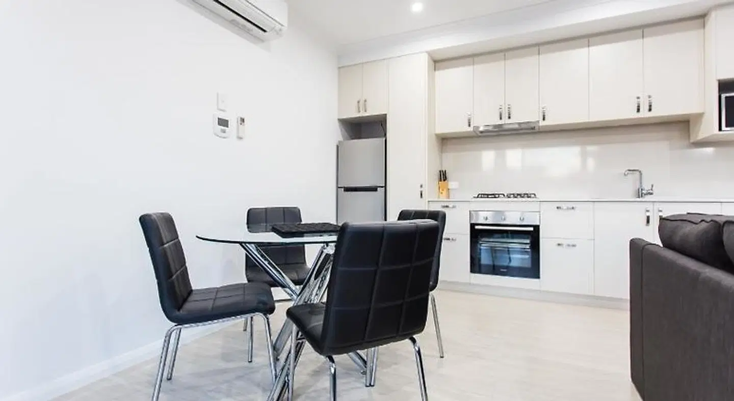 Reflections By Rockingham Apartments ROOM_EXAMPLE