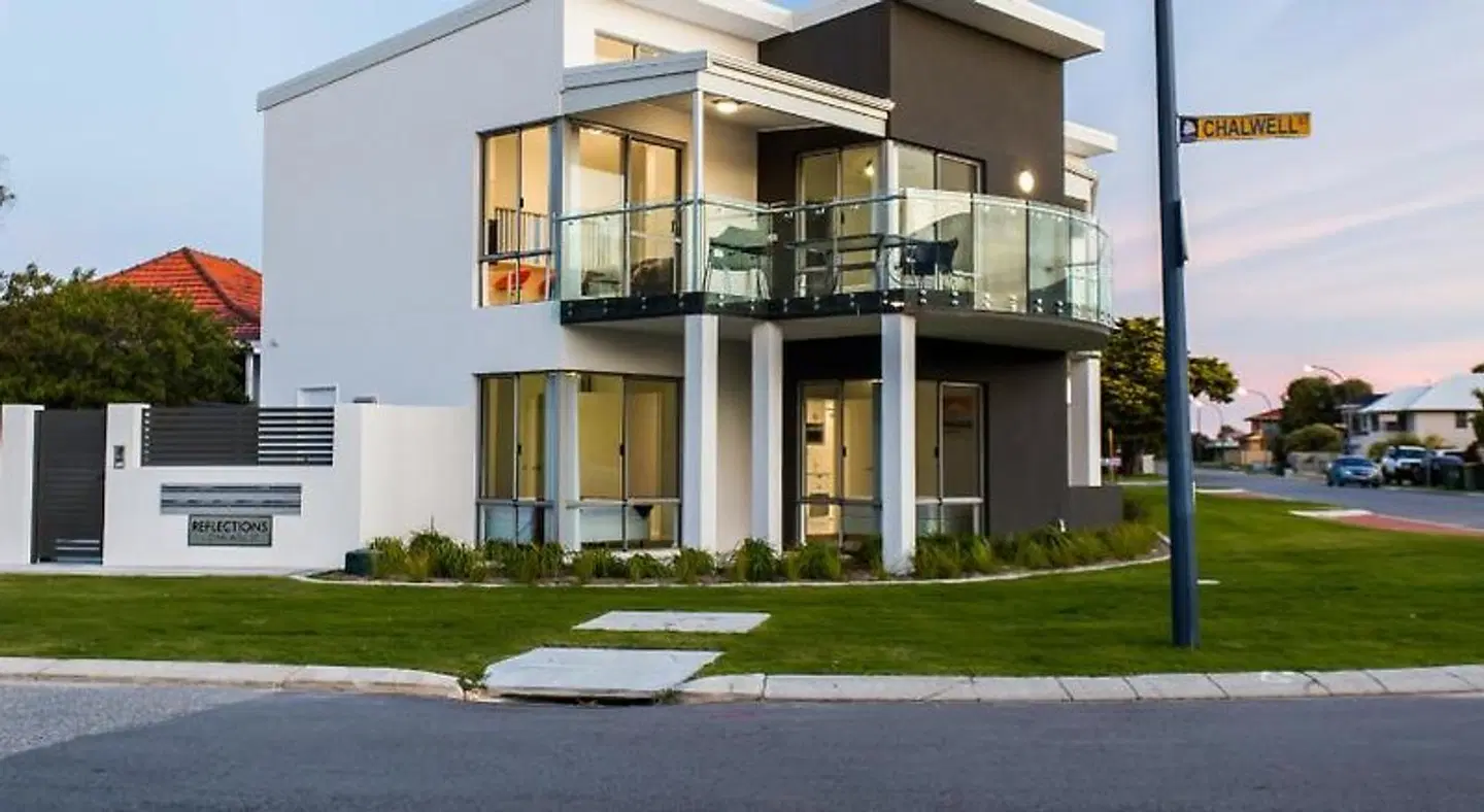 Reflections By Rockingham Apartments EXTERIOR