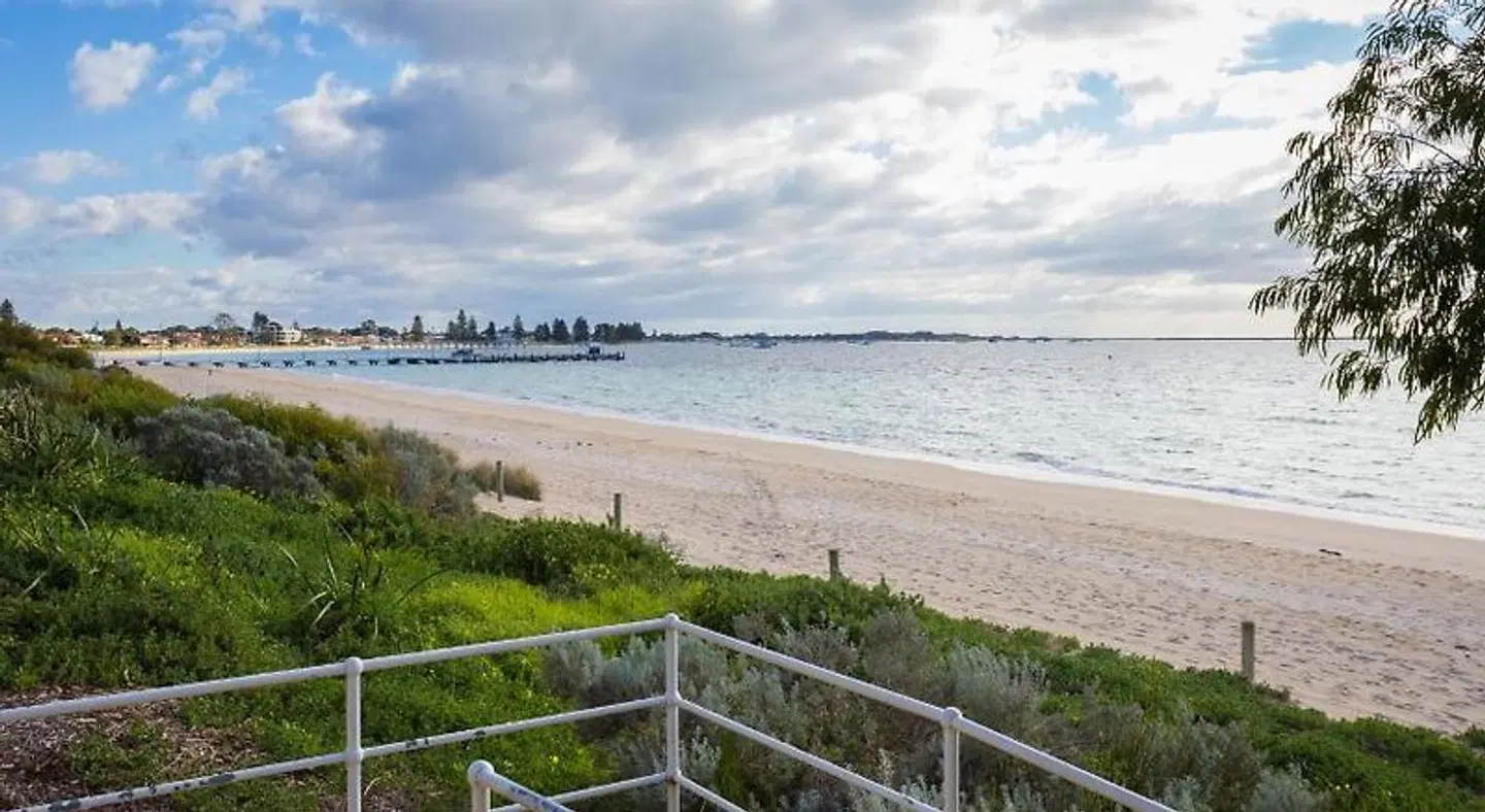 Nautilus by Rockingham Apartments Strand
