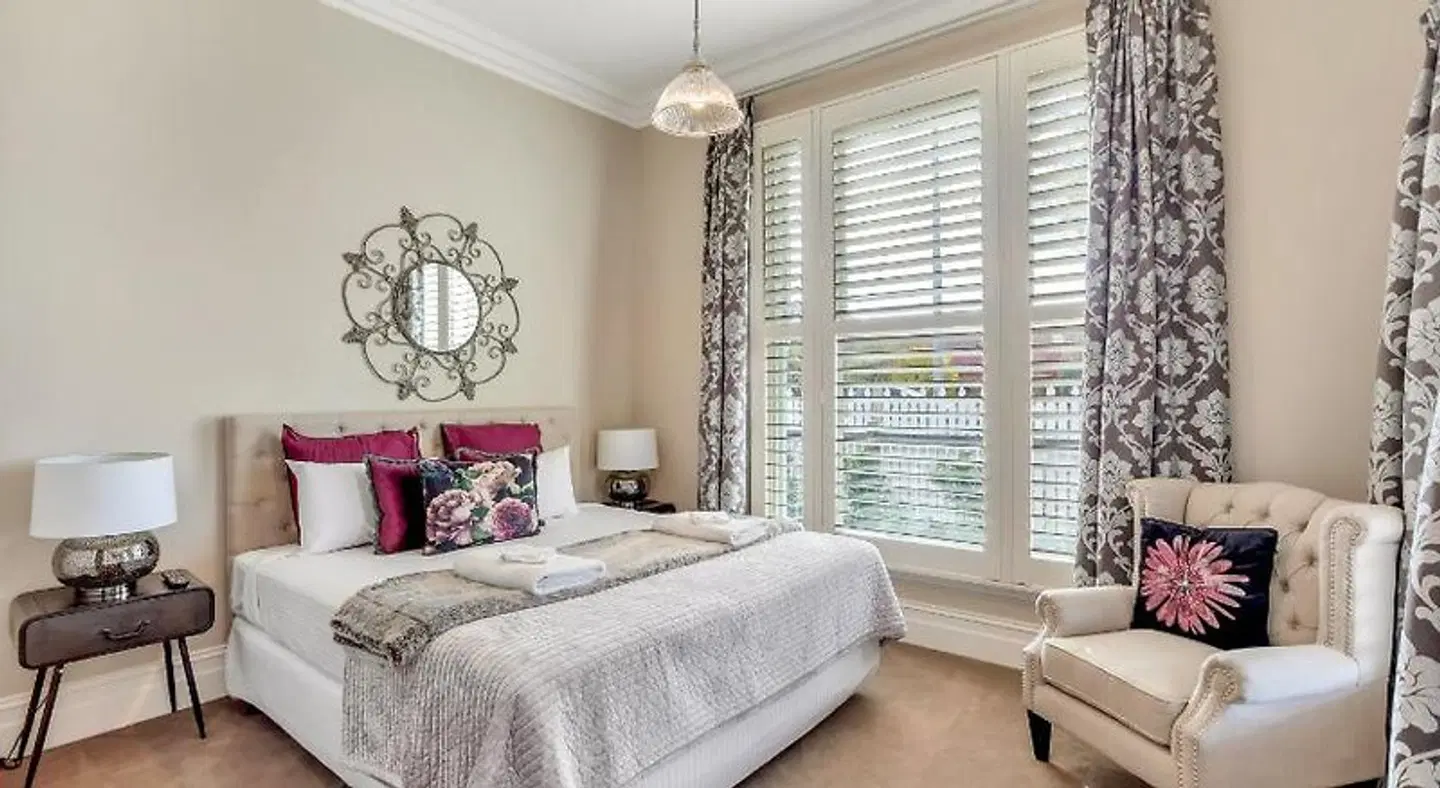 Grandview Accommodation - The Elm Tree Apartments ROOM_EXAMPLE