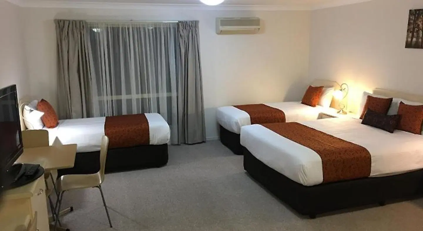 Tuckerbox Motor Inn ROOM_EXAMPLE
