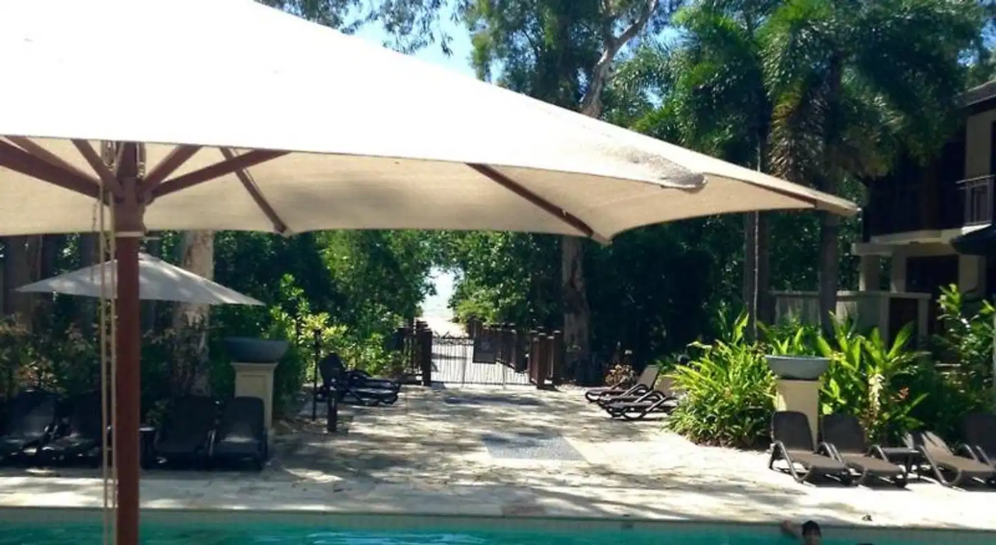 Elysium Triton by the Sea Garten