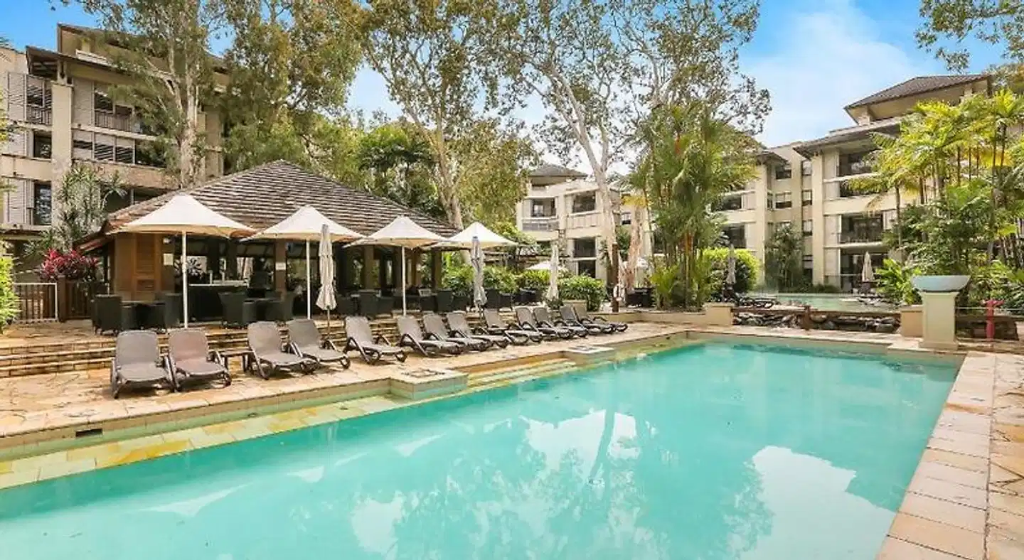 Elysium Triton by the Sea Pool