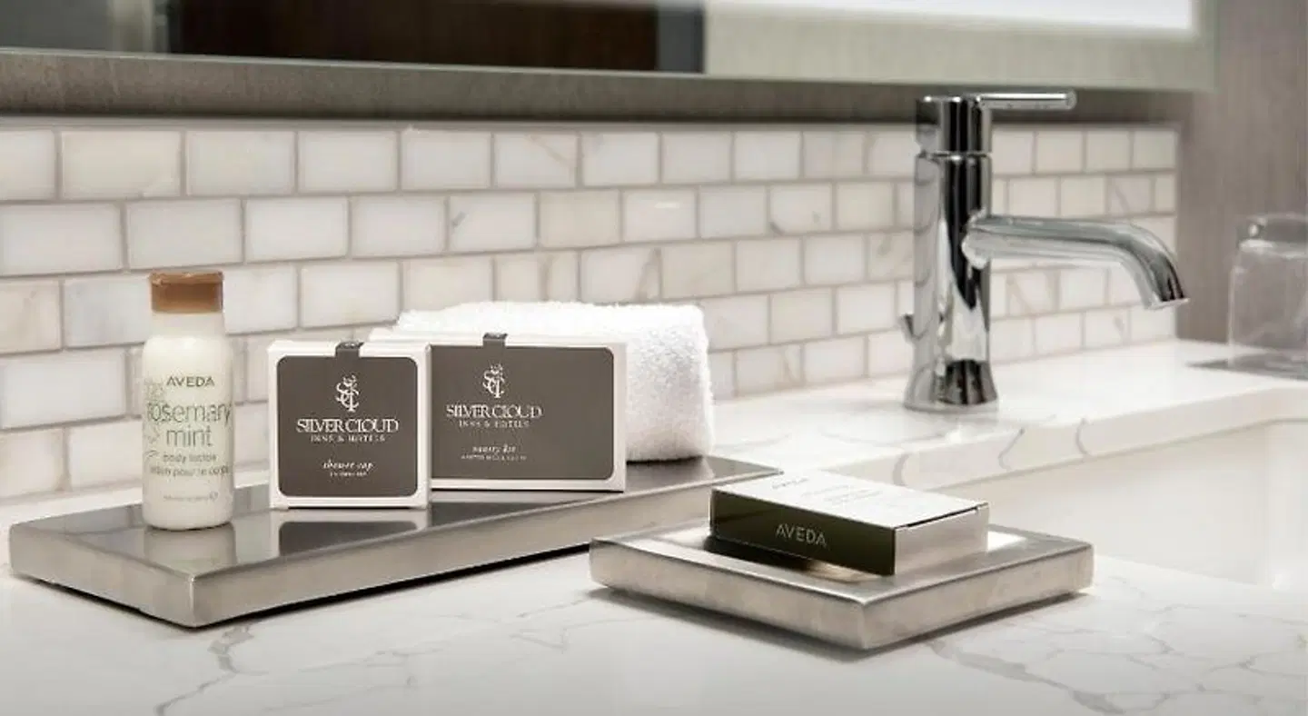 Silver Cloud Hotel Tacoma at Point Ruston Waterfront Lobby