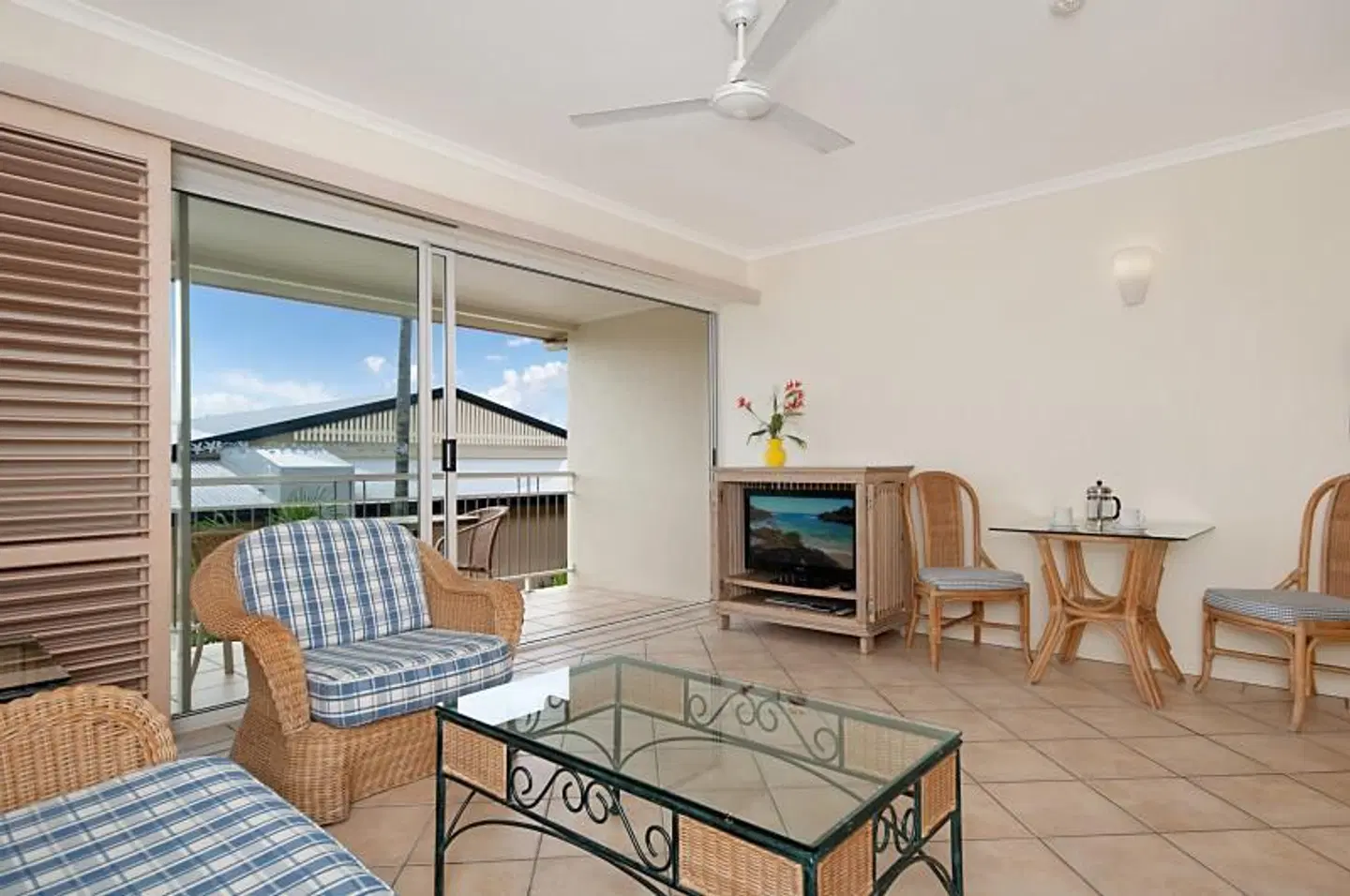 Macrossan House Boutique Holiday Apartments ROOM_EXAMPLE