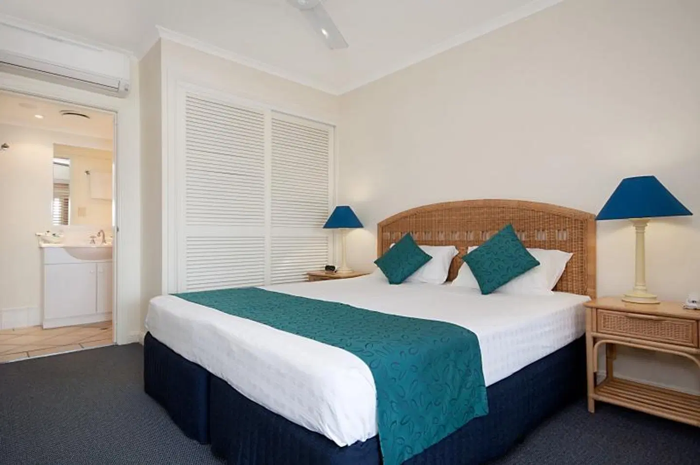 Macrossan House Boutique Holiday Apartments ROOM_EXAMPLE