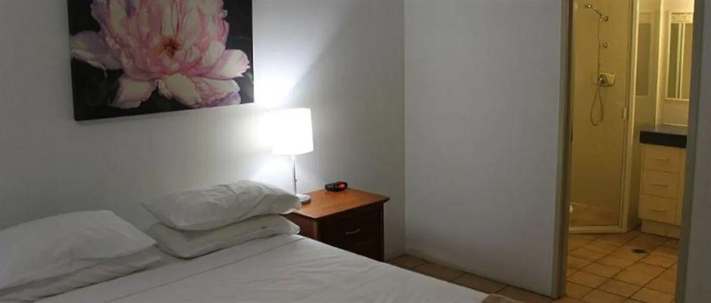 Cairns Reef Apartments & Motel ROOM_EXAMPLE