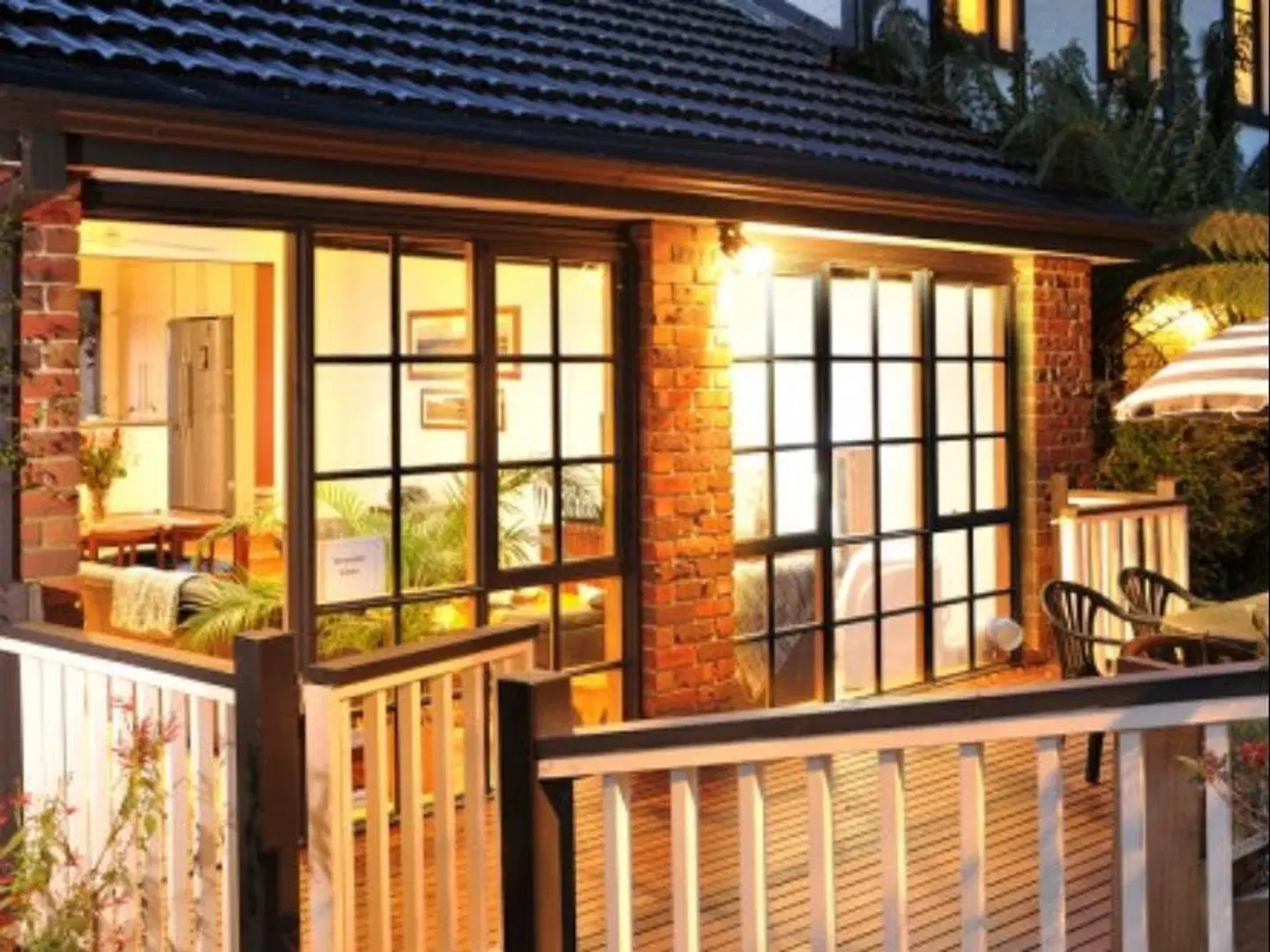 Holly Lodge EXTERIOR