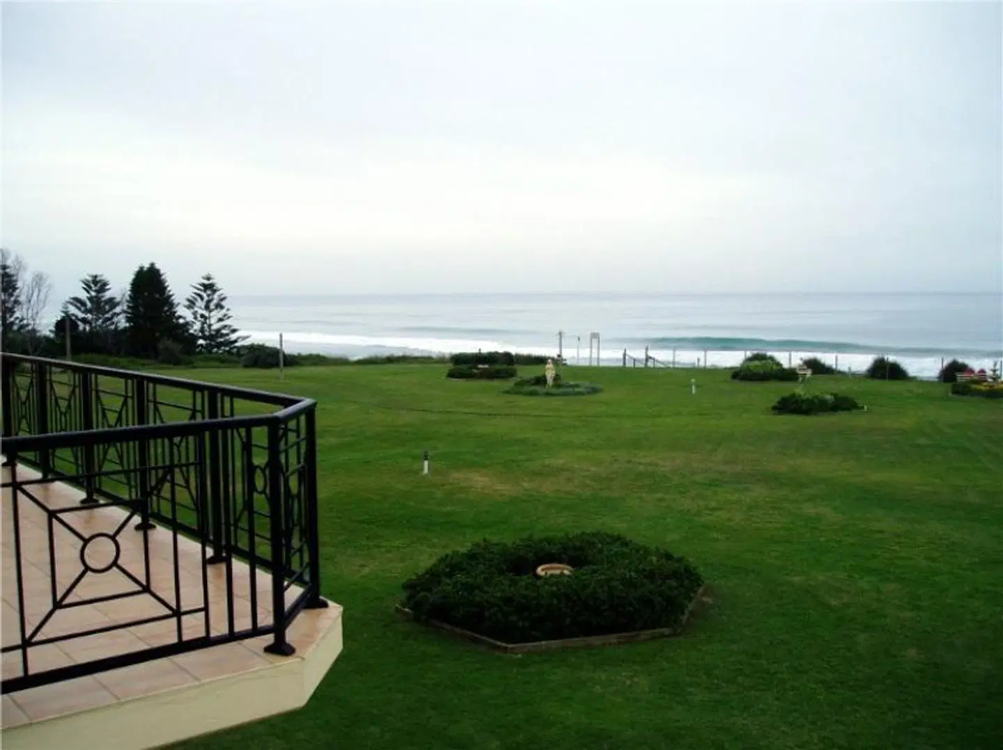 Meridian Resort Beachside Garten