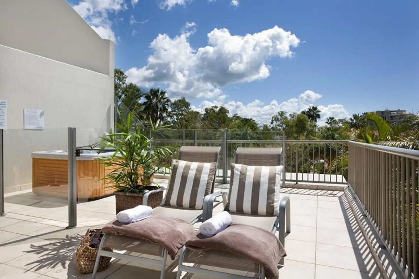 Noosa Tropicana Terrasse