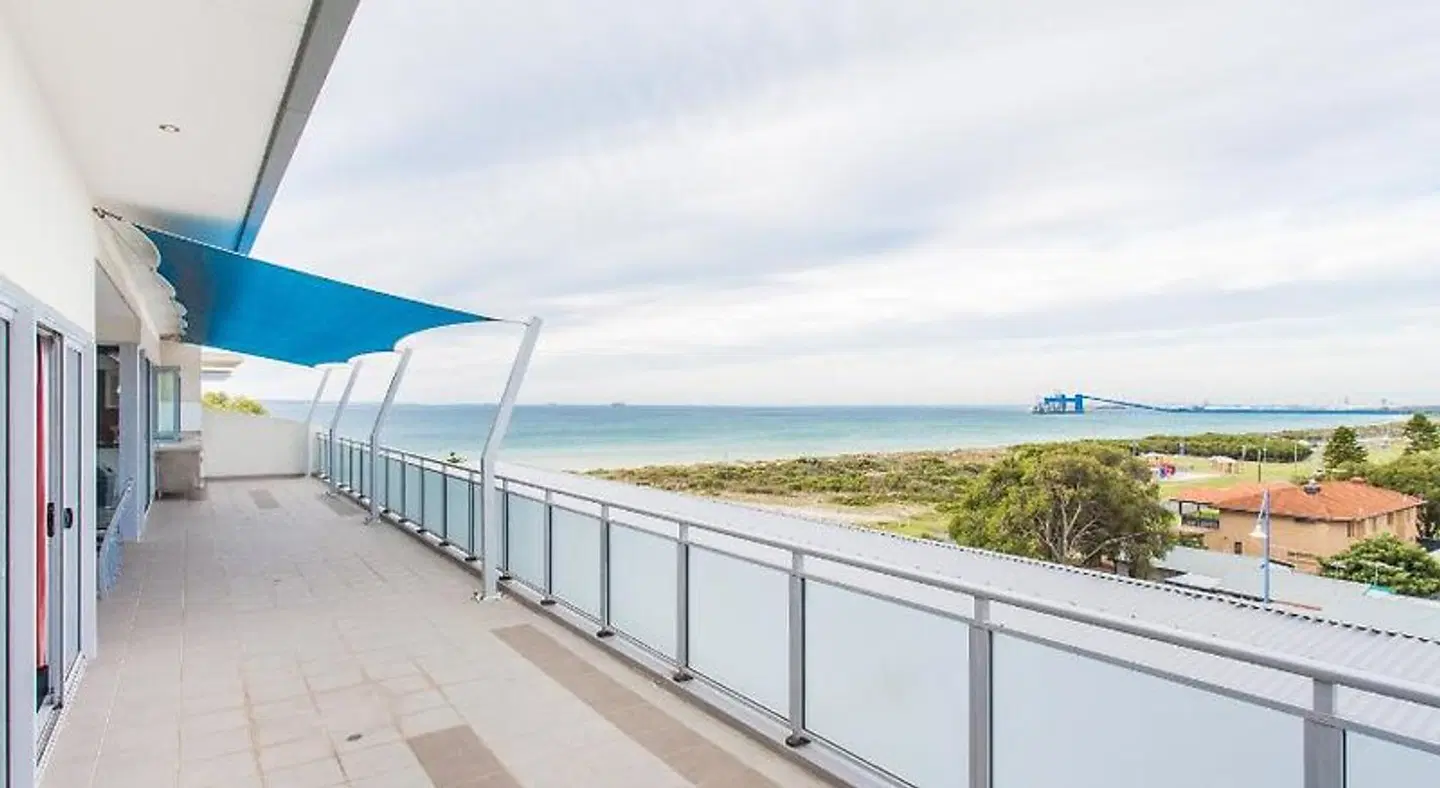 Spinnakers by Rockingham Apartments Terrasse