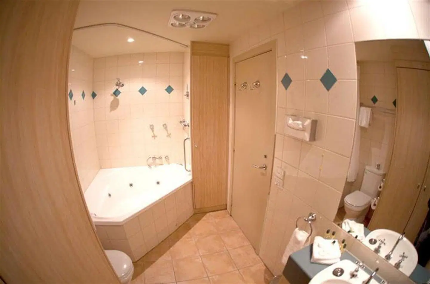 Alzburg Resort Badezimmer