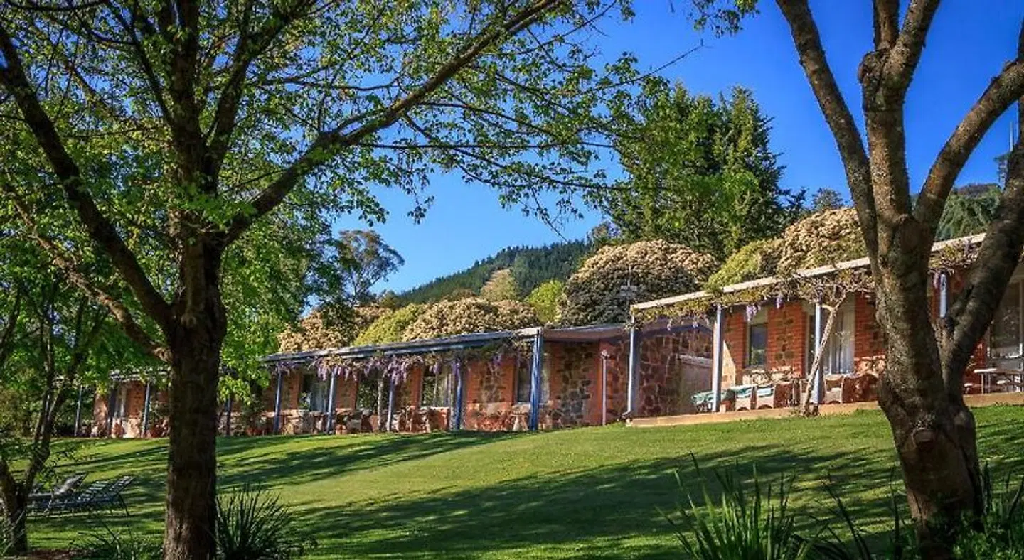 Bright Mystic Valley Holiday Units Garten