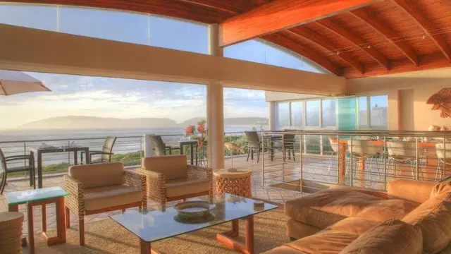 Periwinkle Lodge Guest House Terrasse