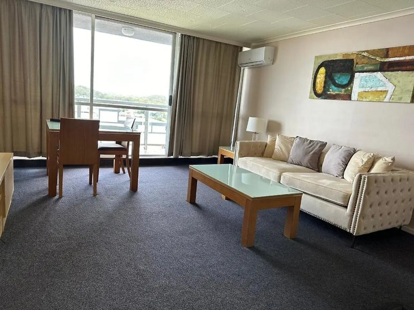 Highpoint International ROOM_EXAMPLE