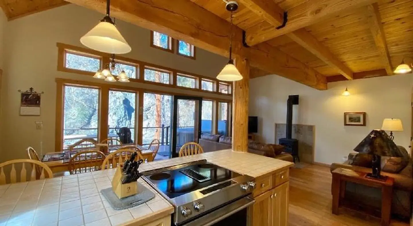 River's Edge Resort ROOM_EXAMPLE