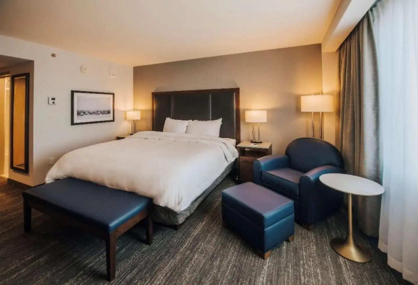 The Explorer Hotel ROOM_EXAMPLE