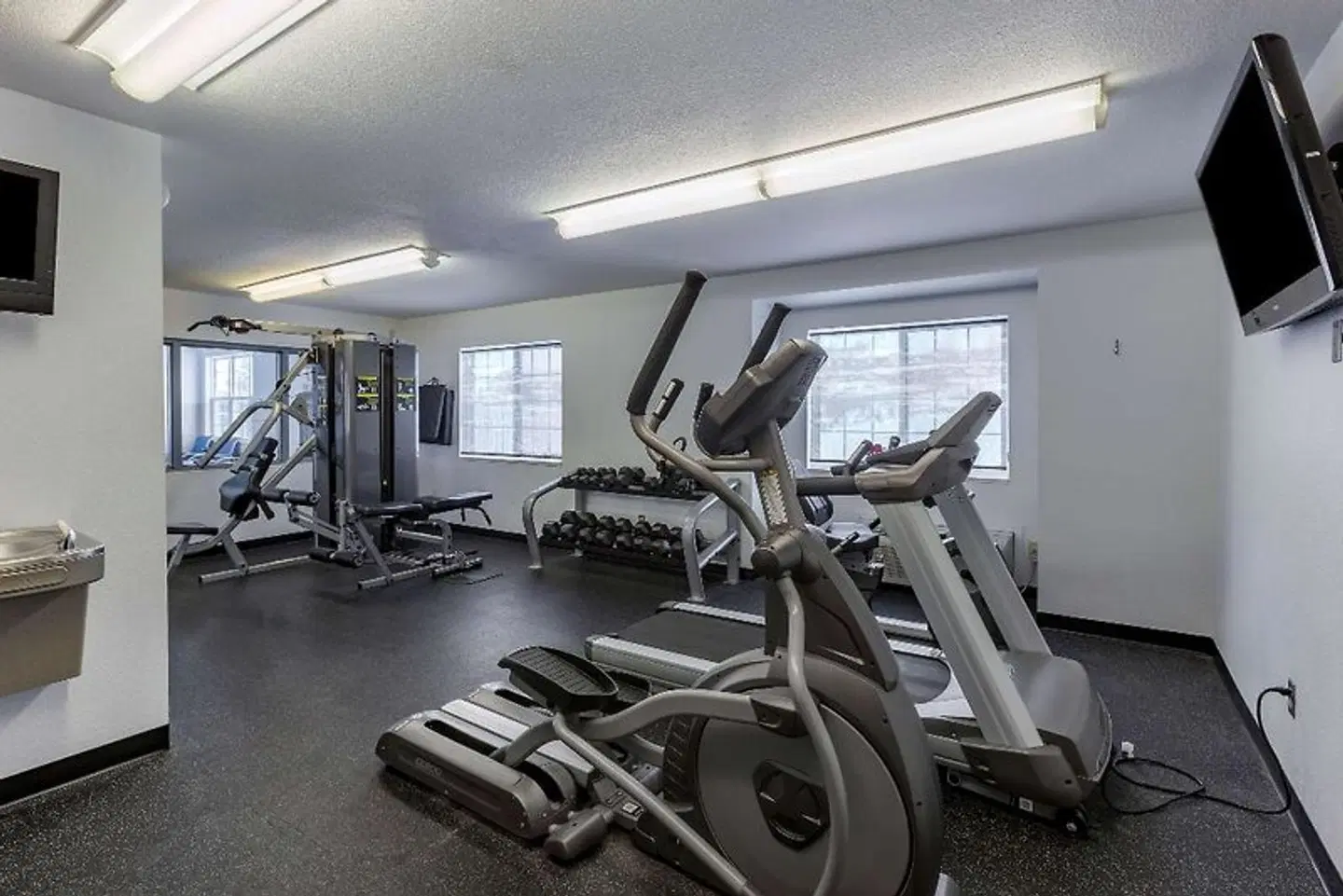 Best Western Plus Woodstock Inn & Suites SPORTS_AND_LEISURE