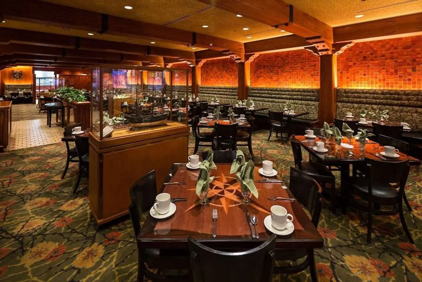 The Hotel Captain Cook Restaurant
