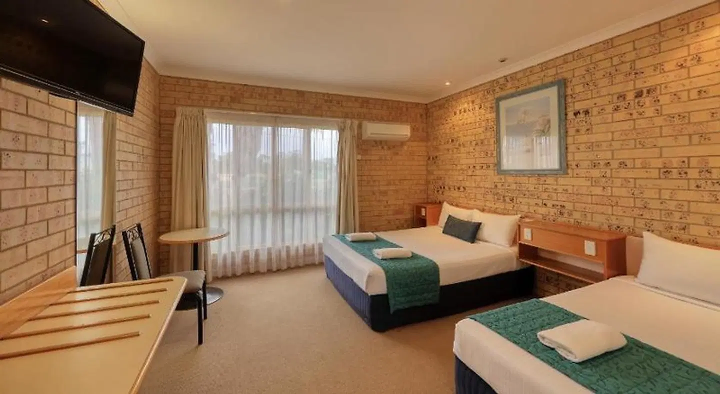 Mulga Country Motor Inn ROOM_EXAMPLE