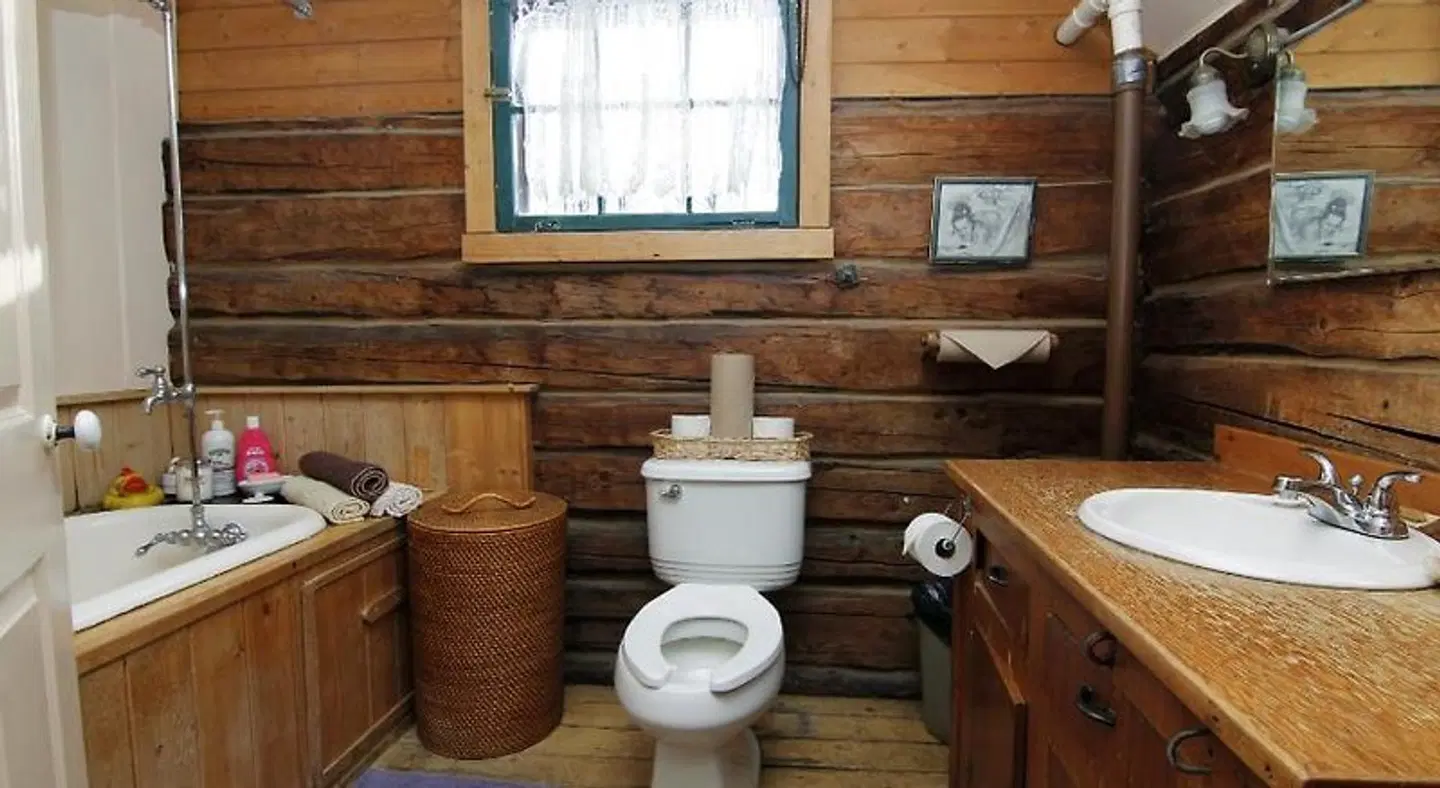 Talkeetna Roadhouse Badezimmer