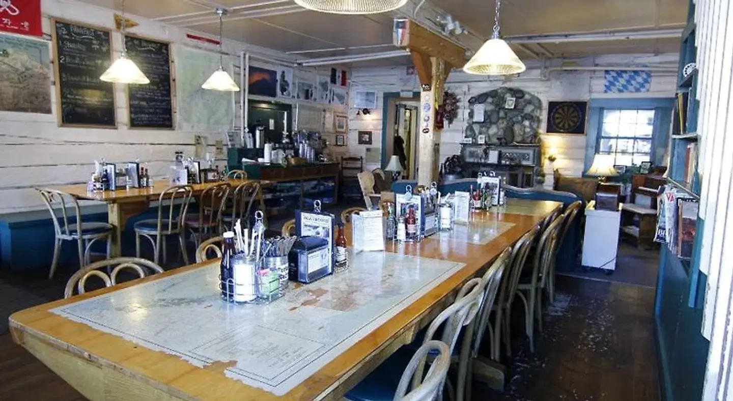 Talkeetna Roadhouse Bar