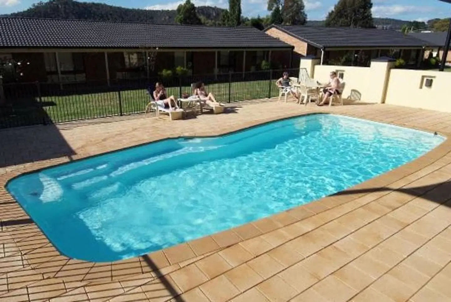 Zig Zag Motel OUTDOOR_POOL