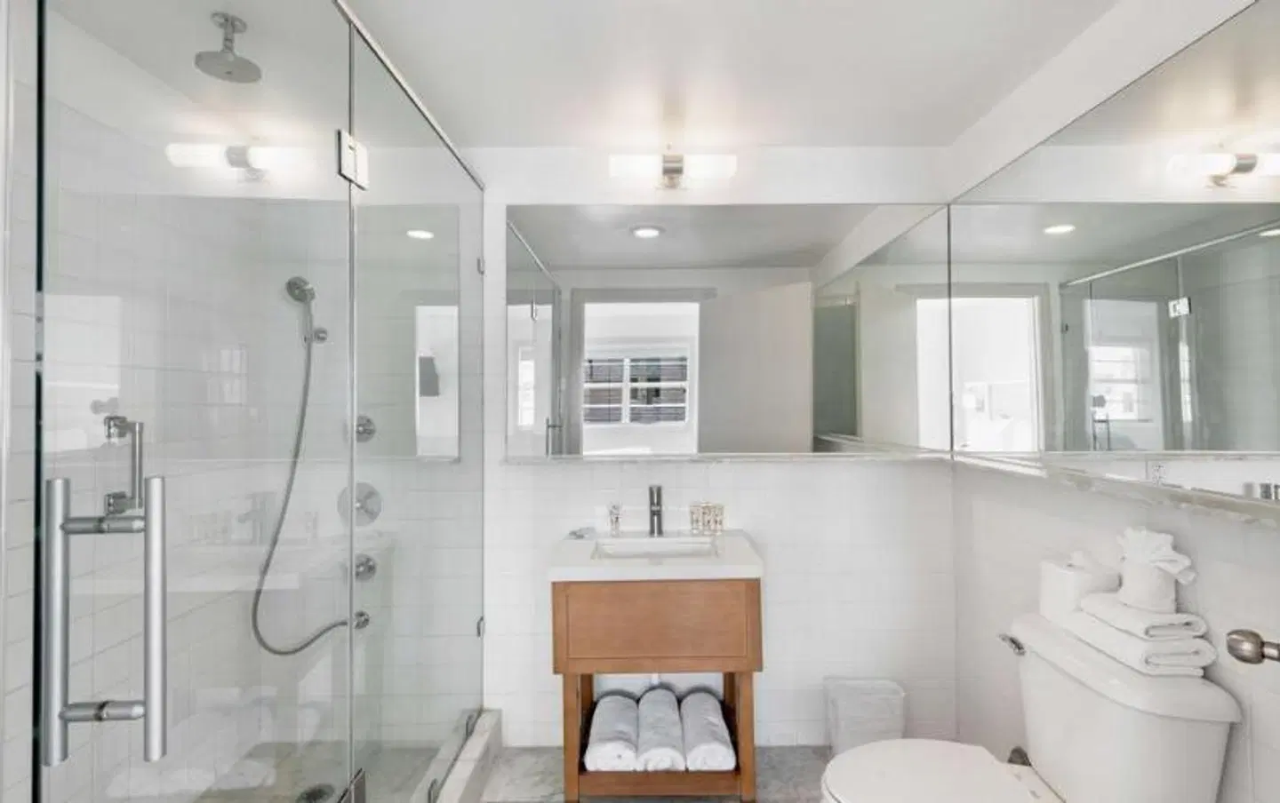 Townhouse Hotel Badezimmer