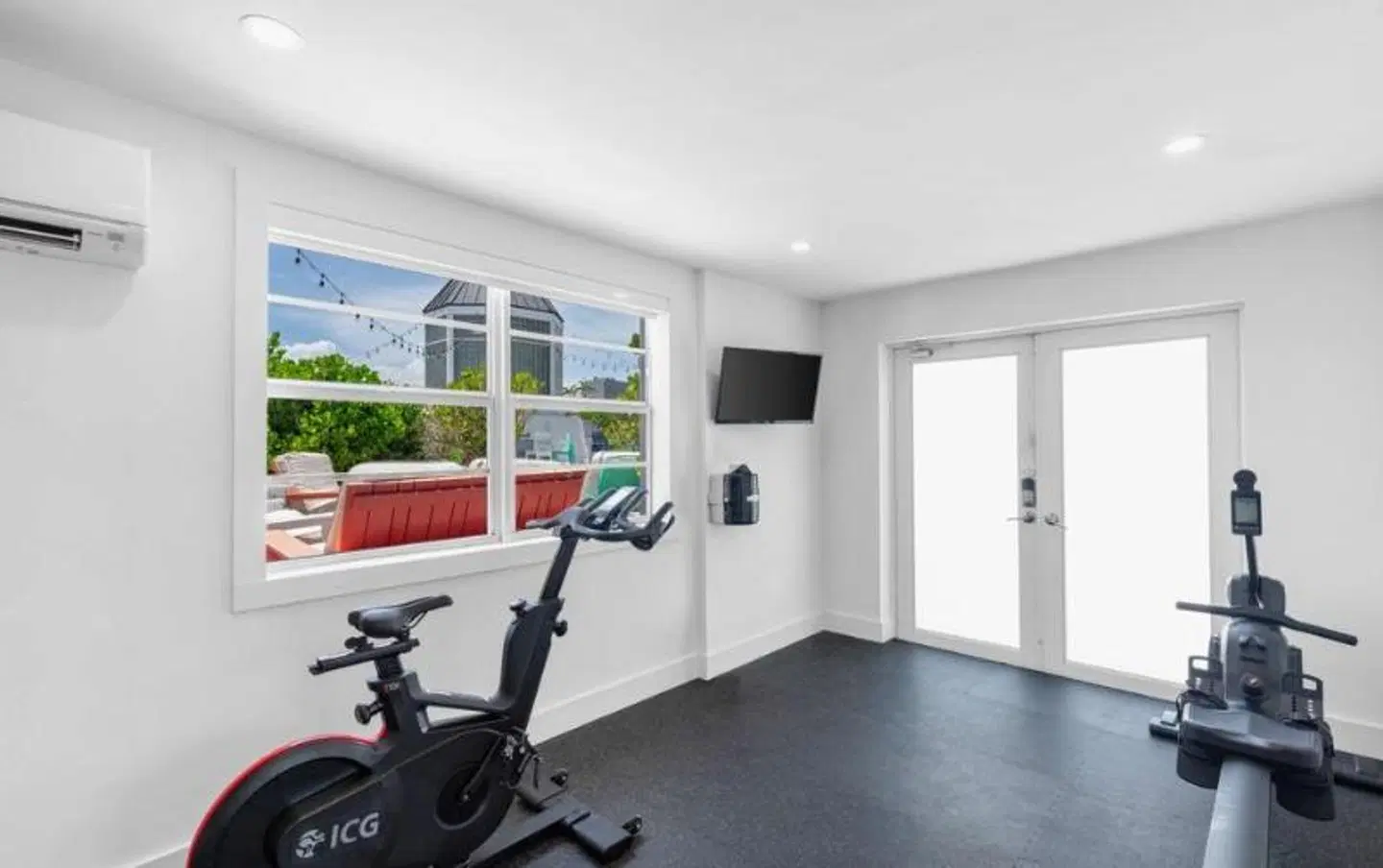 Townhouse Hotel SPORTS_AND_LEISURE