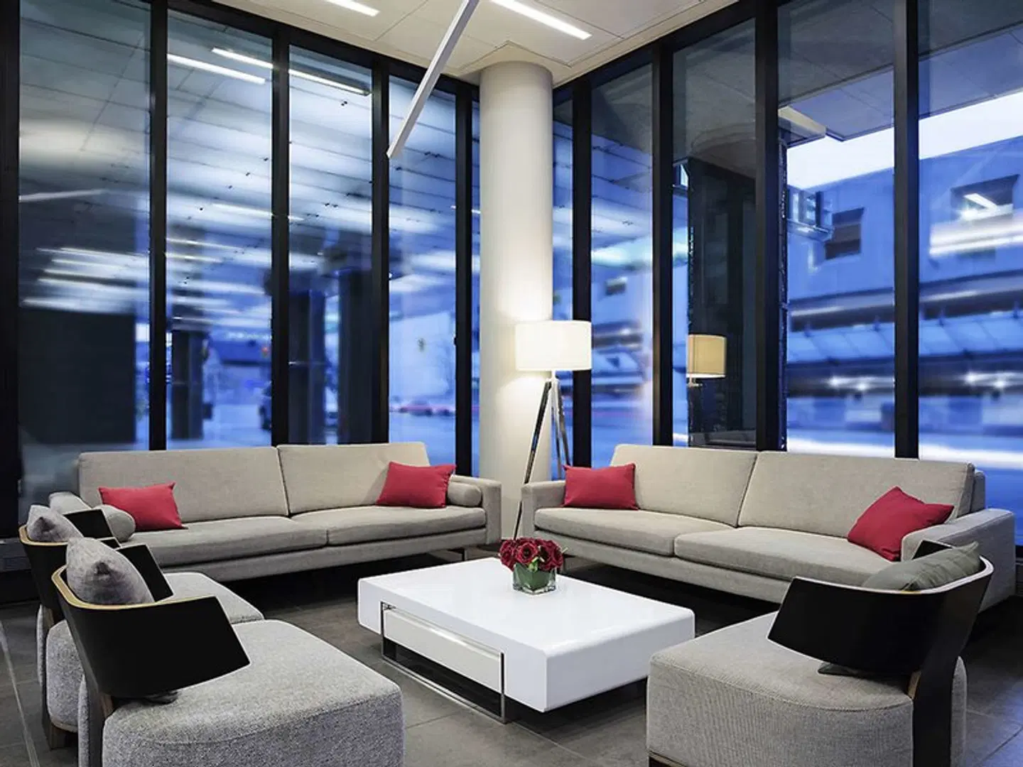 DoubleTree by Hilton Ottawa Downtown LOUNGE_LOBBY