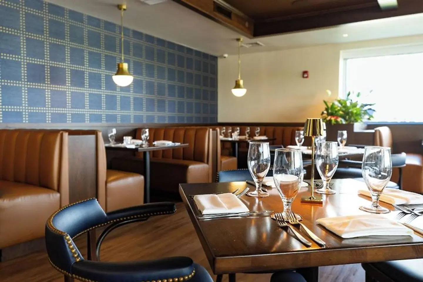 La Mer Beachfront Inn Restaurant