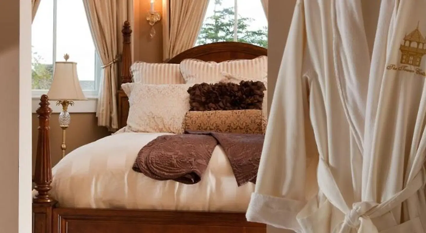 The Tower Cottage Bed and Breakfast ROOM_EXAMPLE