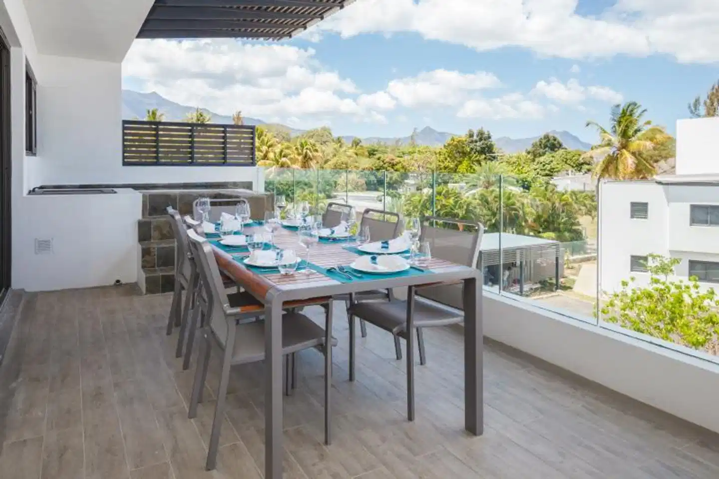 Latitude By Horizon Holidays Restaurant