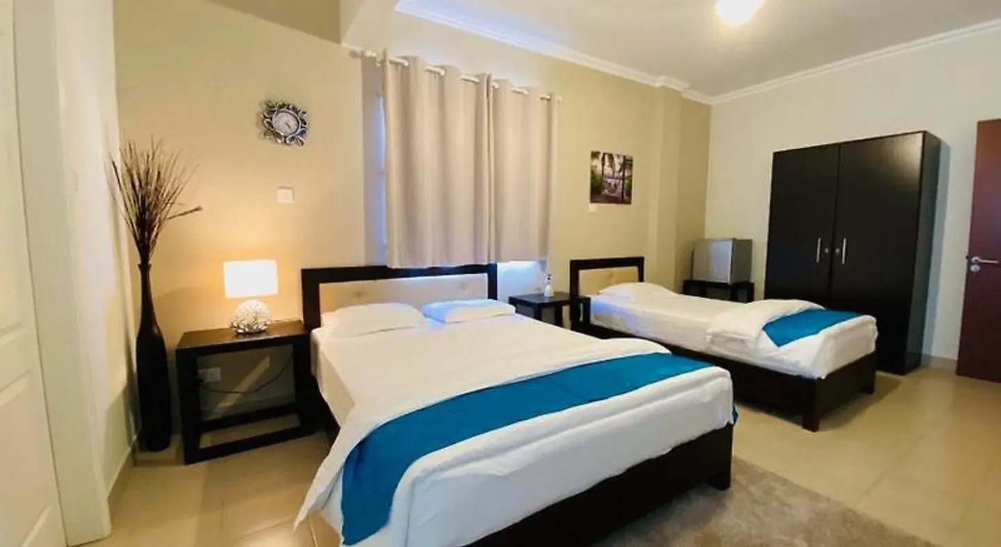 Morison Bay ROOM_EXAMPLE