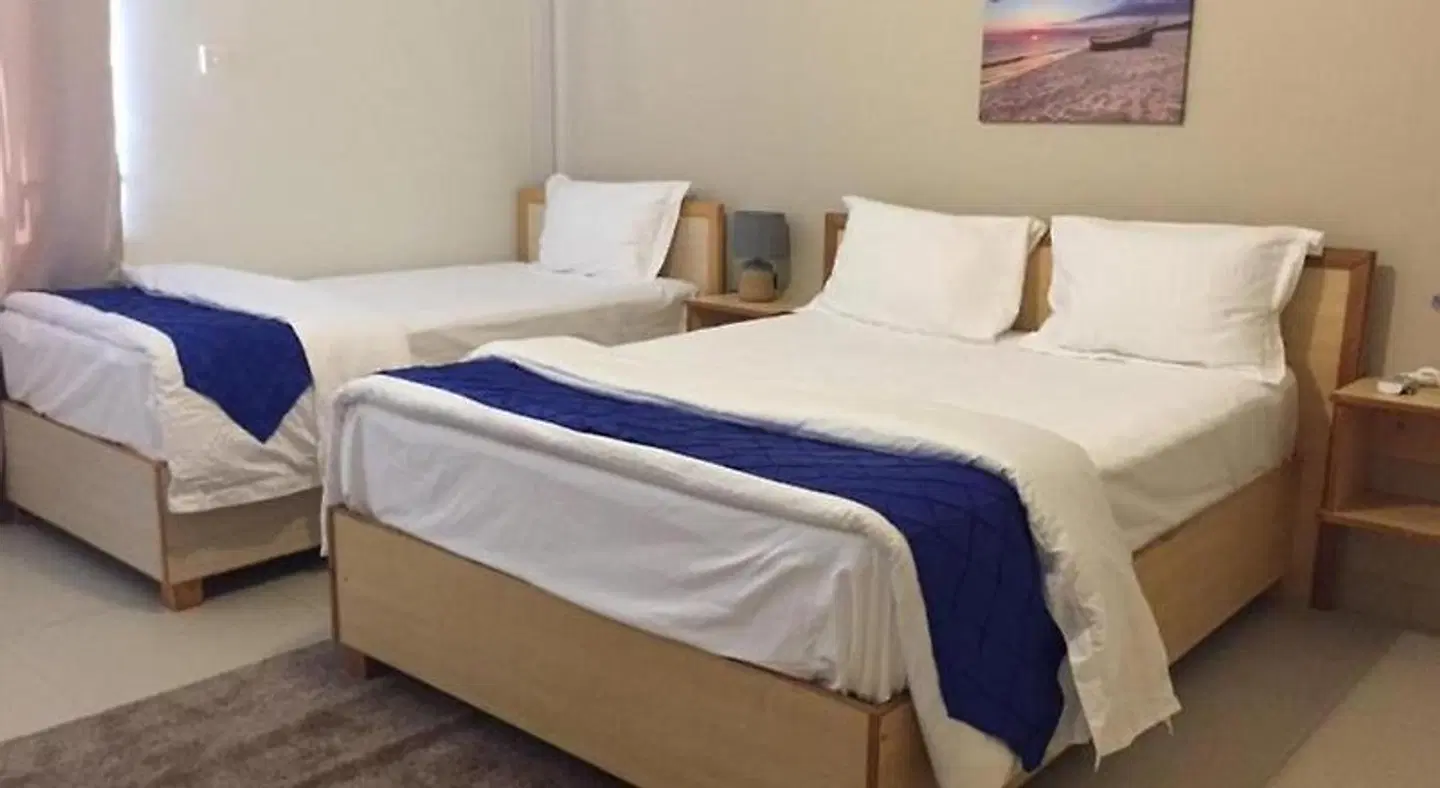 Morison Bay ROOM_EXAMPLE