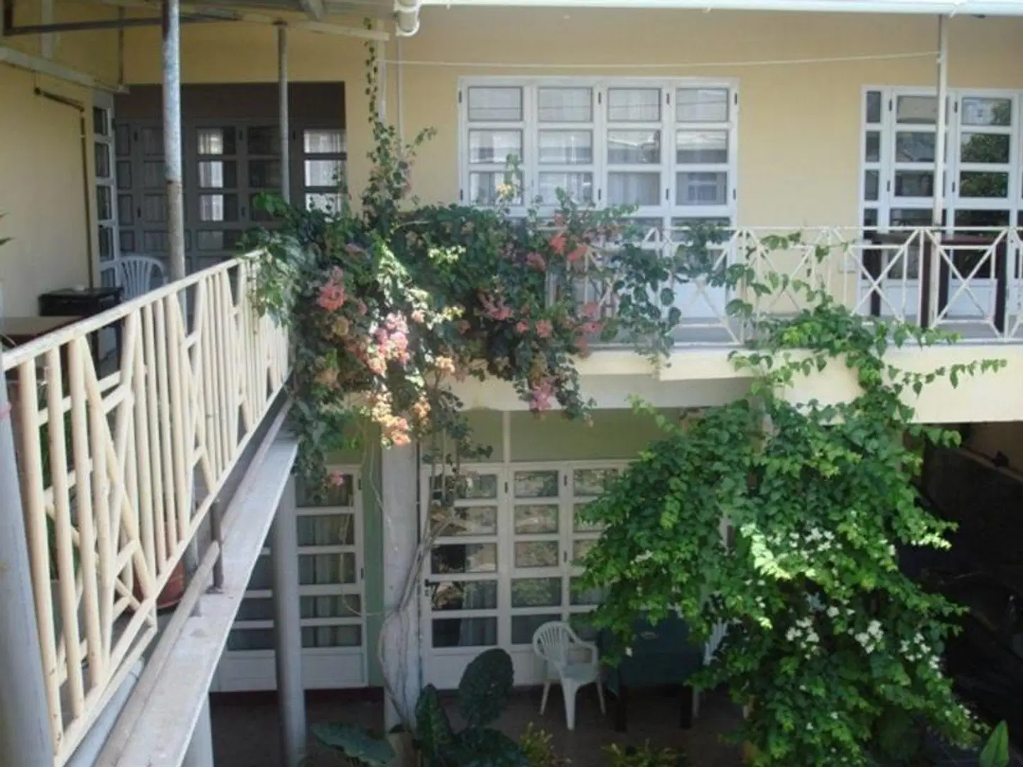 Auberge Le Saladier EXTERIOR