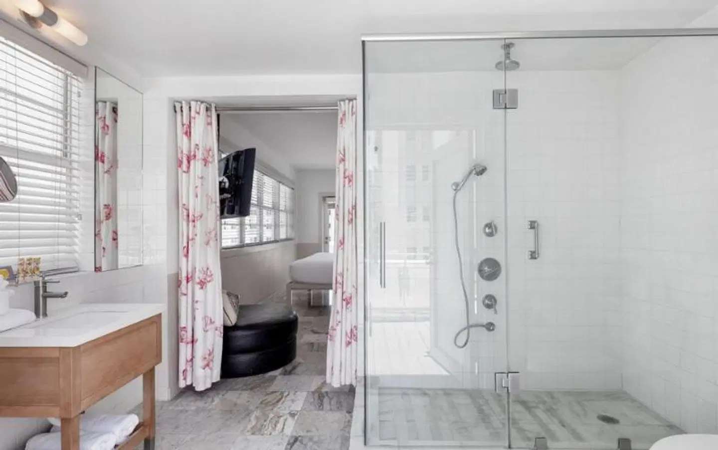 Townhouse Hotel Badezimmer