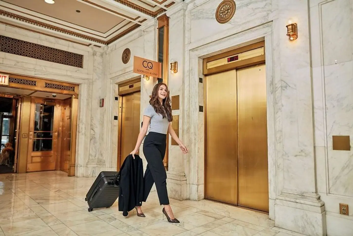 Club Quarters, Wacker At Michigan LOUNGE_LOBBY