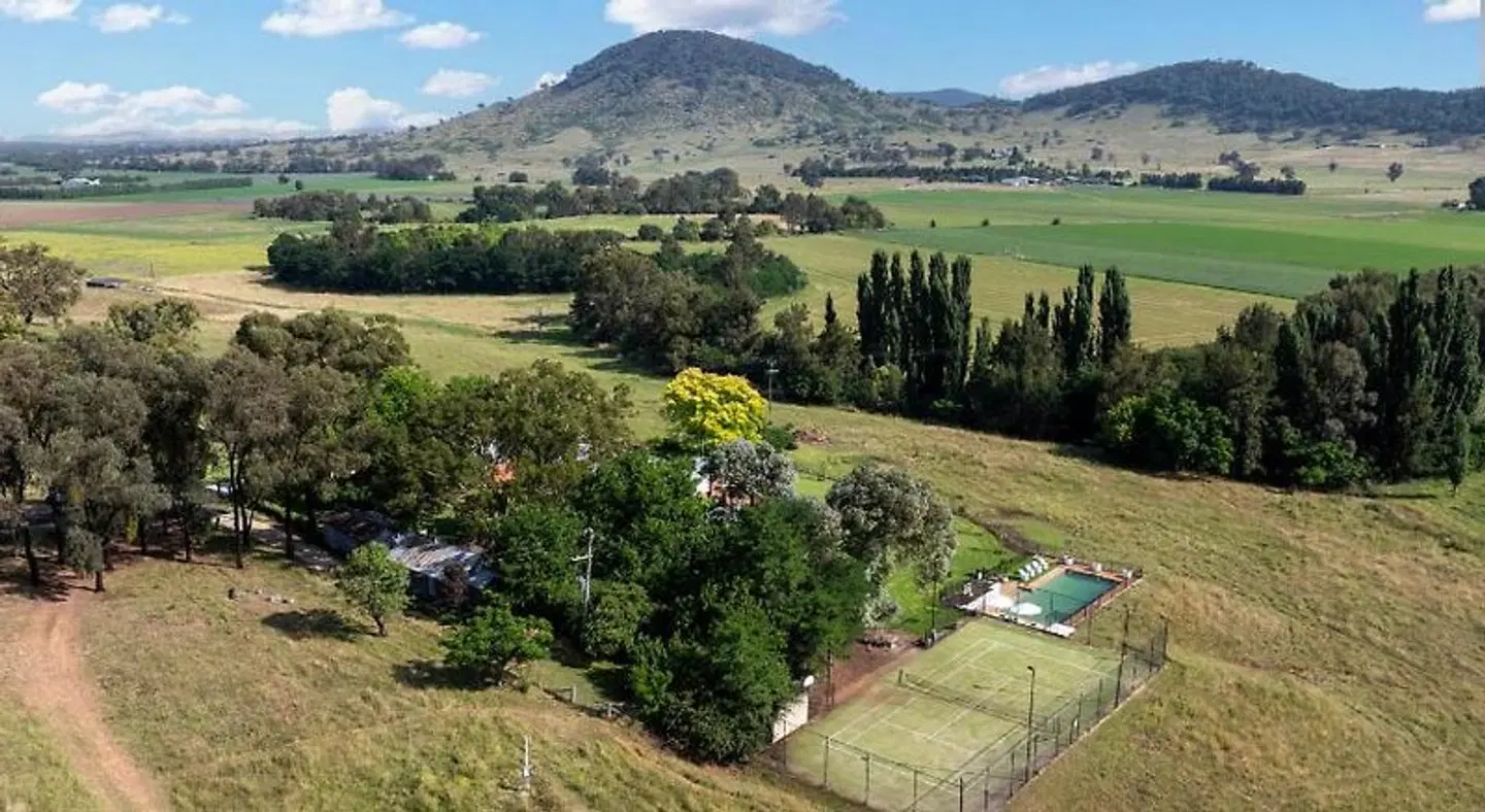 Stay in Mudgee LANDSCAPE
